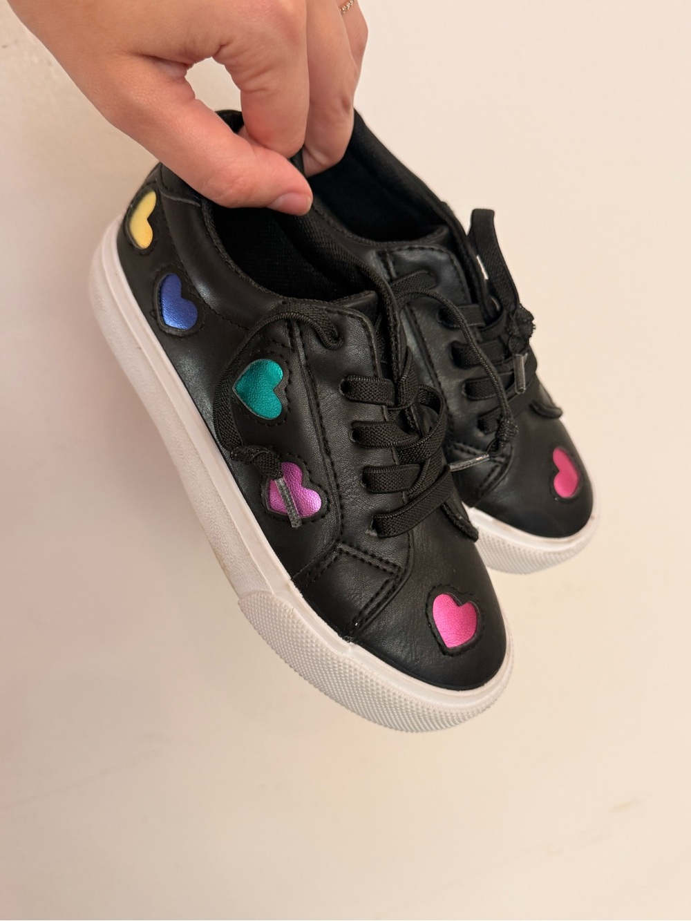 Size 12 Jellypop Kids Black Heart Accent Sneakers - Multicolor Hearts